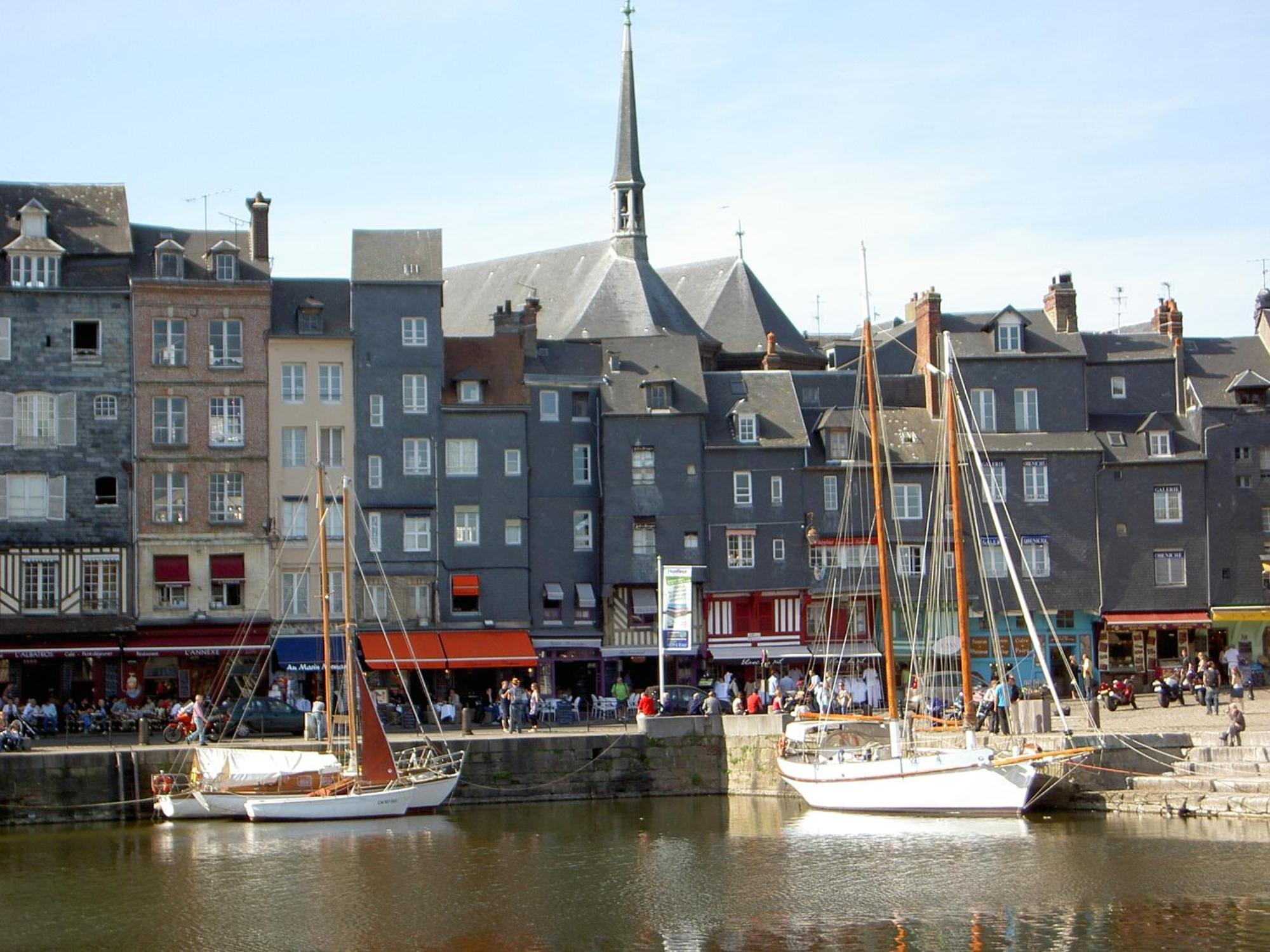 Équemauville Adonis Hauts De Honfleur מראה חיצוני תמונה
