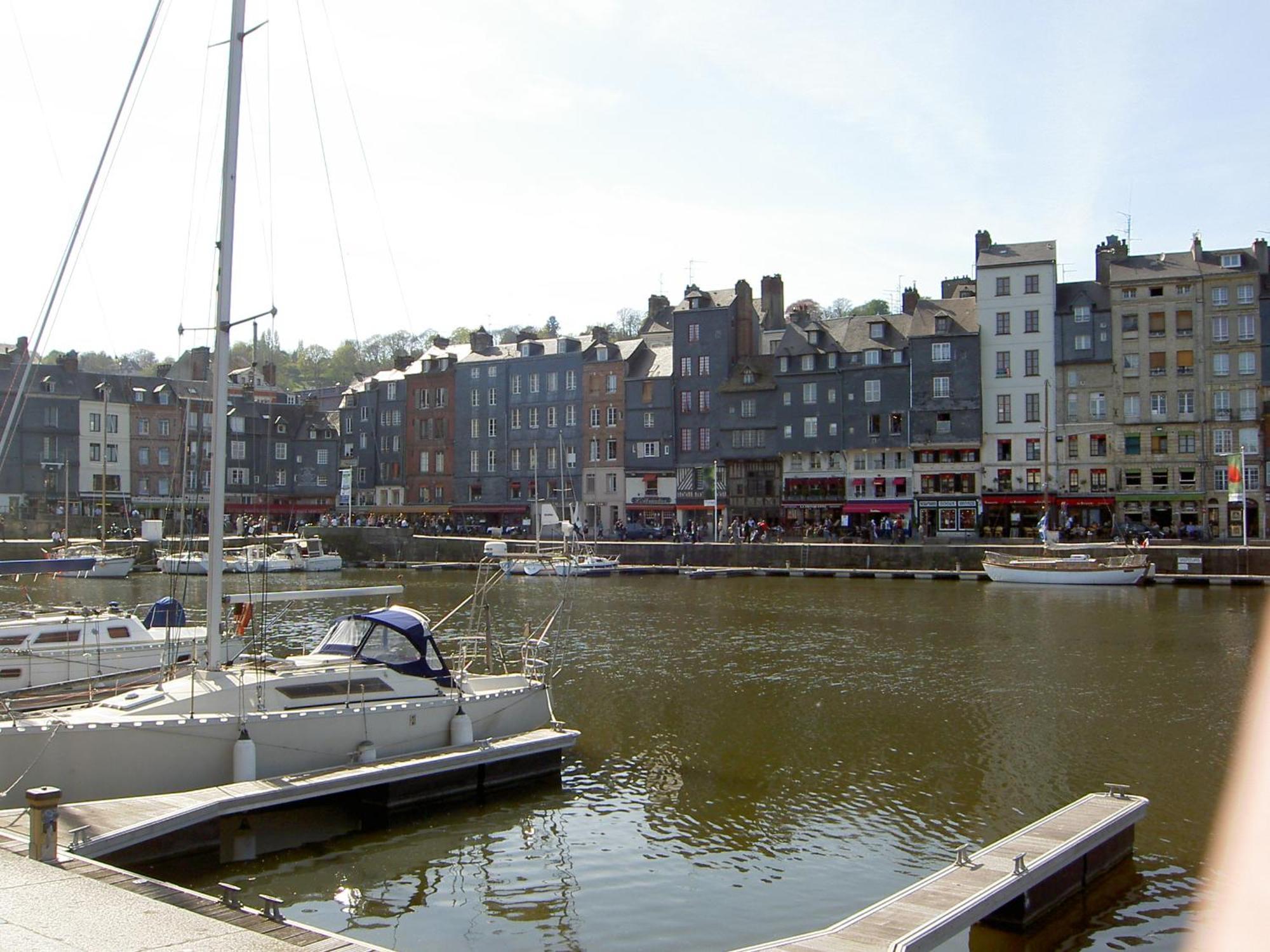 Équemauville Adonis Hauts De Honfleur מראה חיצוני תמונה
